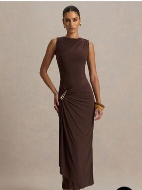 Club L London - FIORA
Brown Wide-Neck Maxi Dress With Gathered Detail